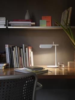 Flos Tab Rotating Head Table Lamp - view 2, White