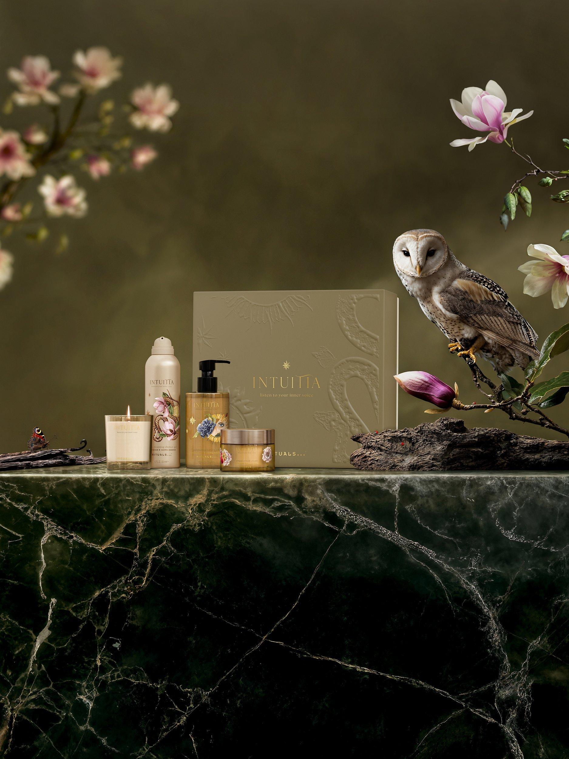 Product image 4 of 11, which shows Rituals Intuitia Bodycare Gift Set
