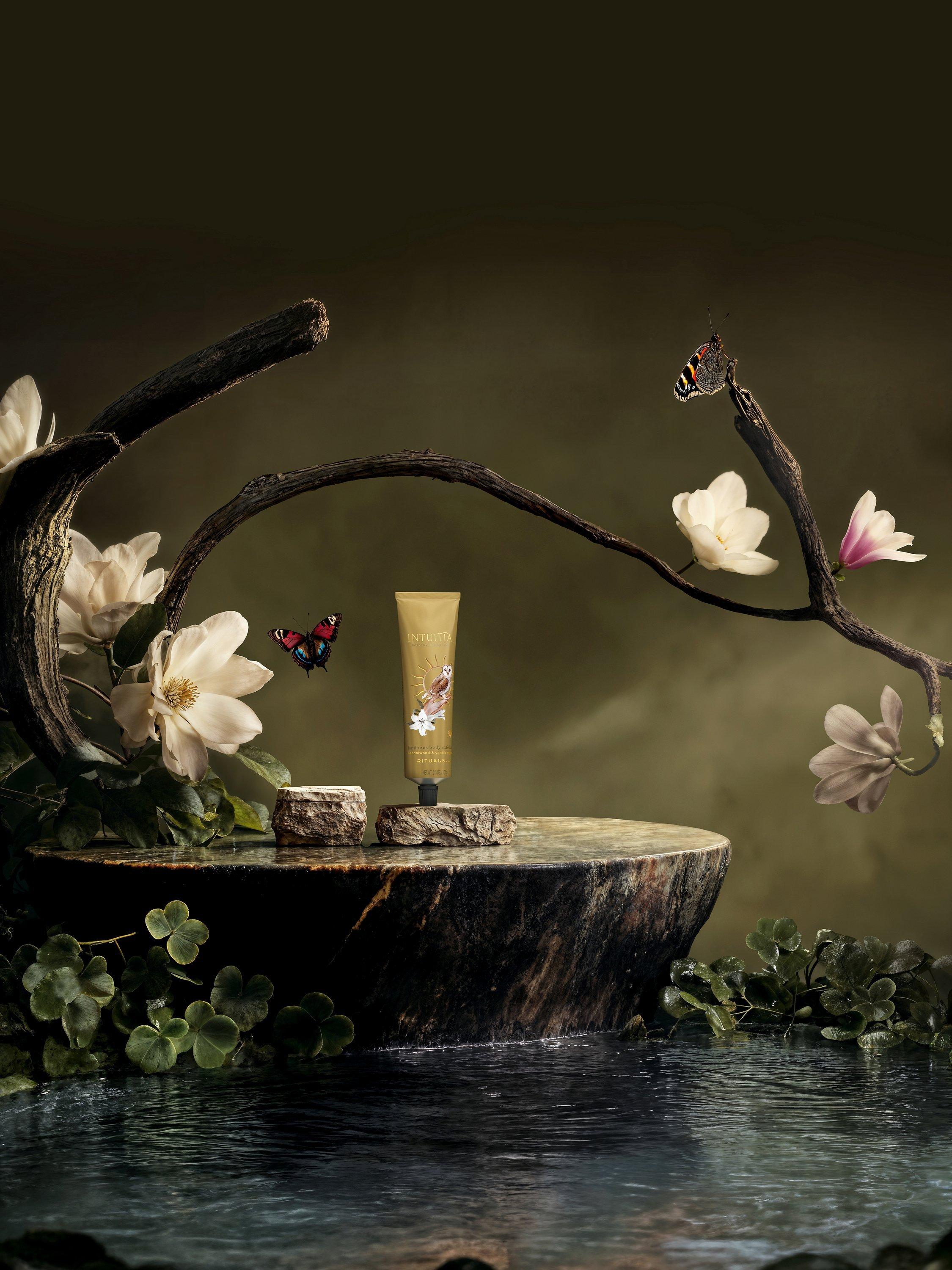 Rituals Limited Edition Intuitia Luminous Body Exfoliator, 100ml