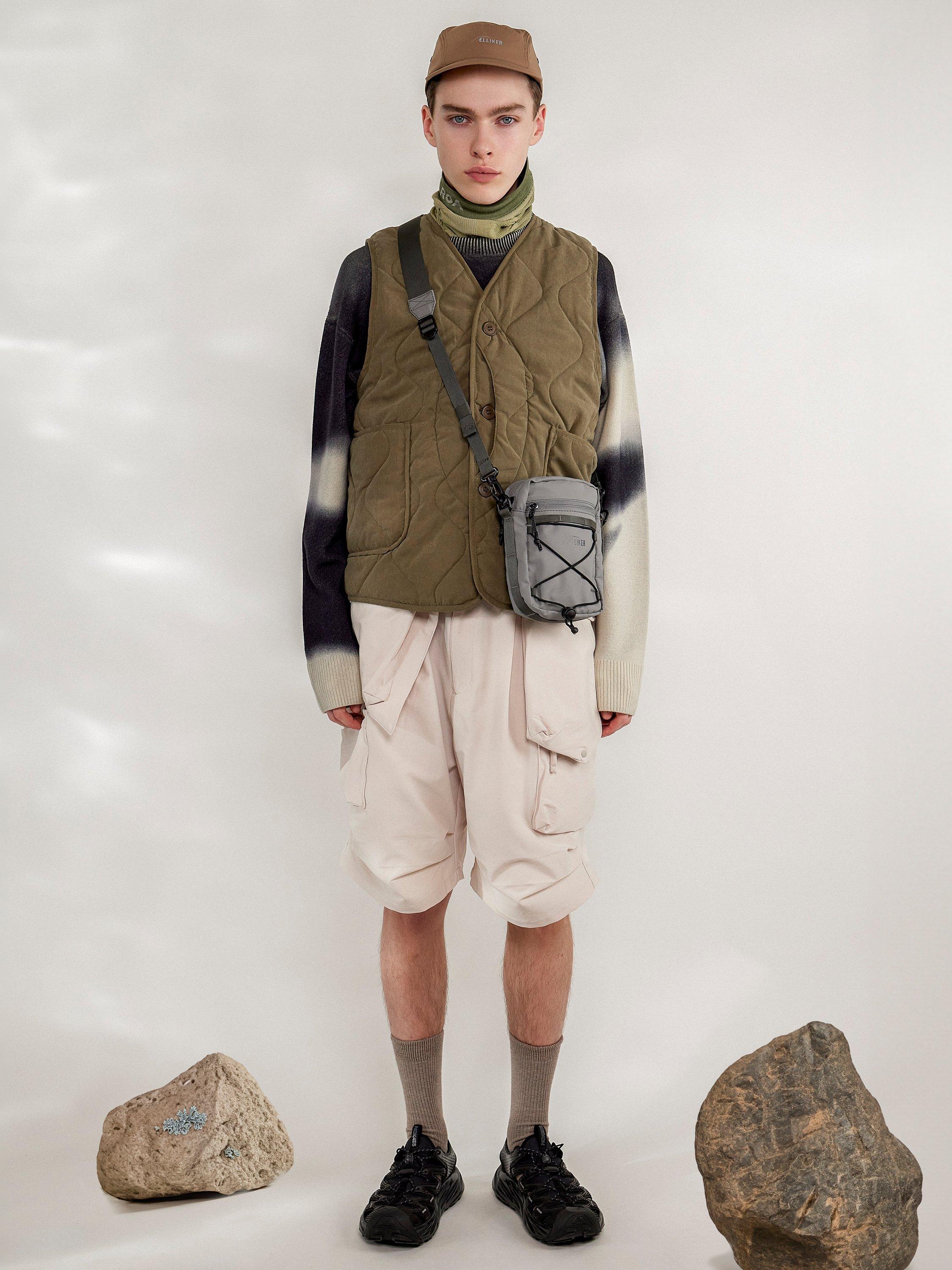 Product image 7 of 9, which shows ELLIKER Kep Crossbody Bag, Light Grey