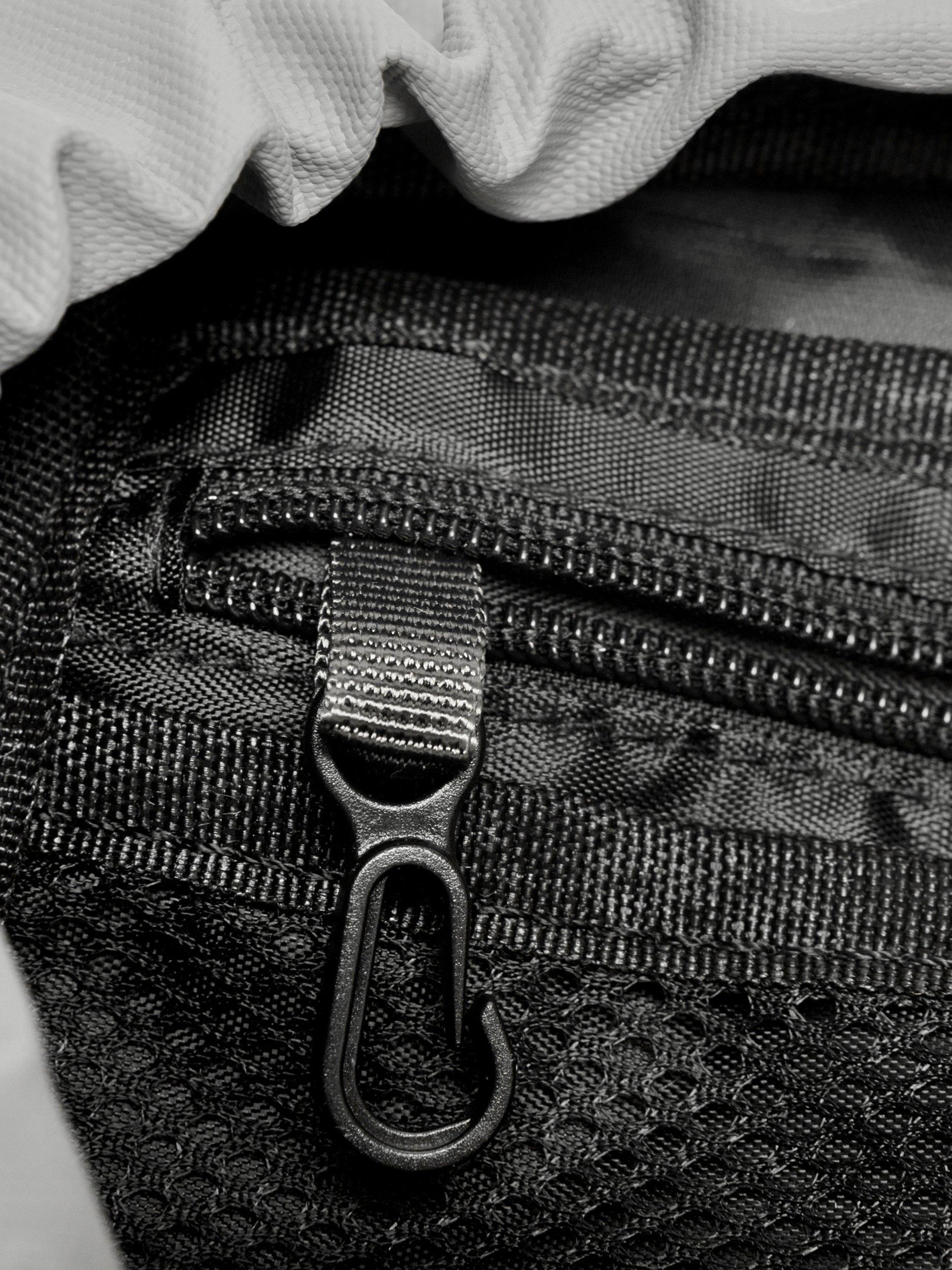 Product image 8 of 11, which shows ELLIKER Fells Crossbody Bag, Light Grey