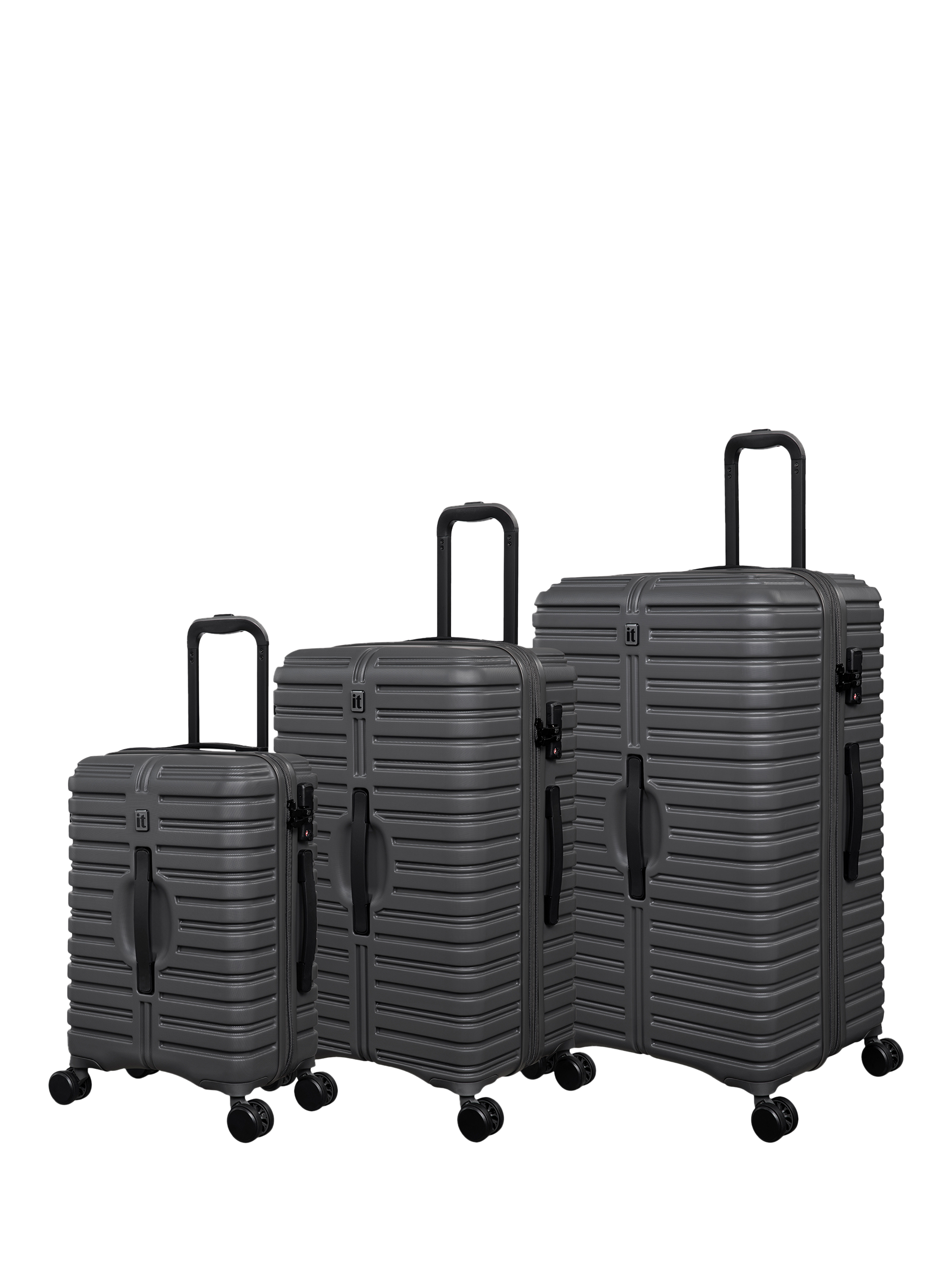 it luggage Jumbo 3-Piece Luggage Set