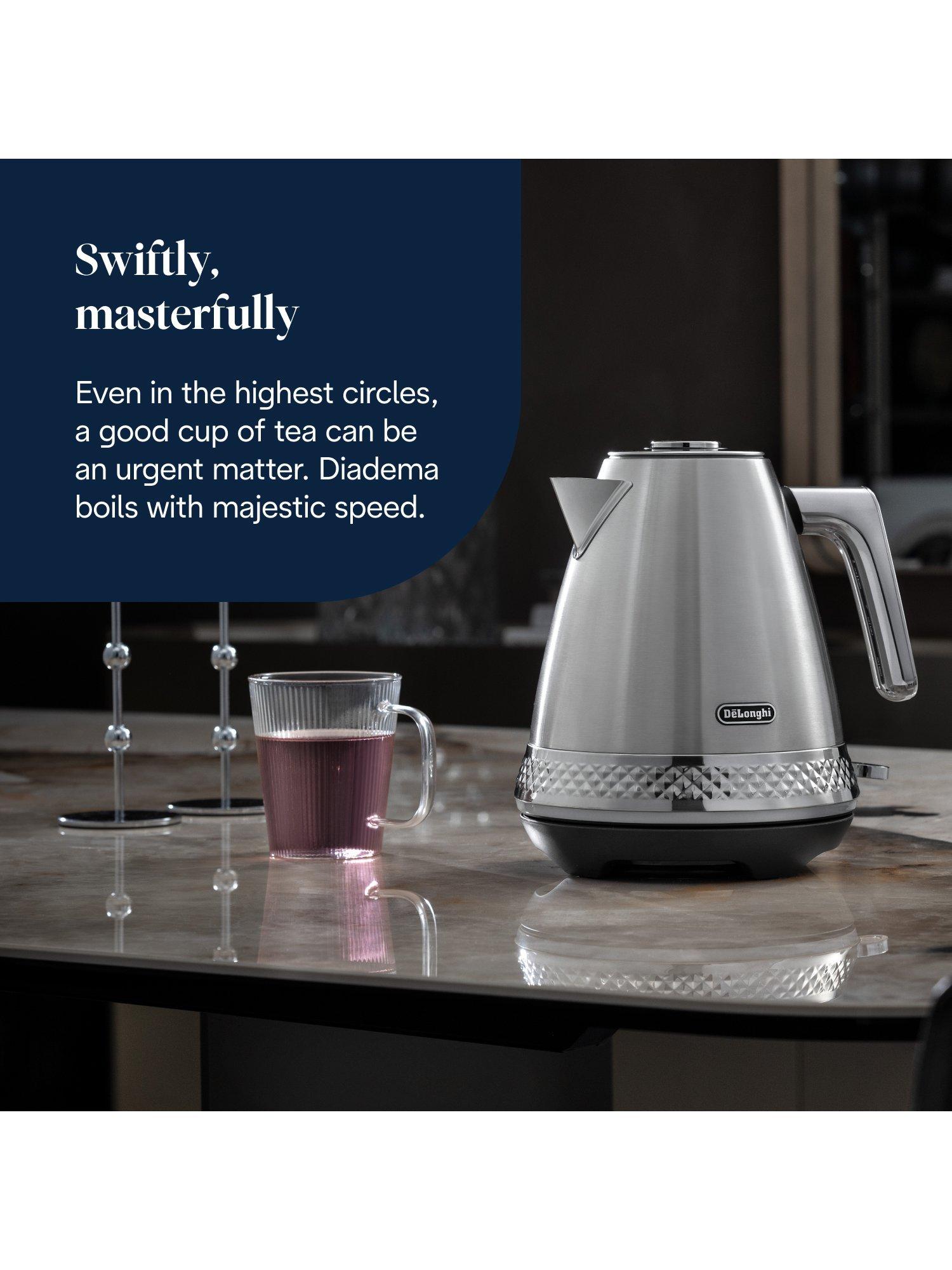 De'Longhi Diadema KBV3001 Kettle, Metal