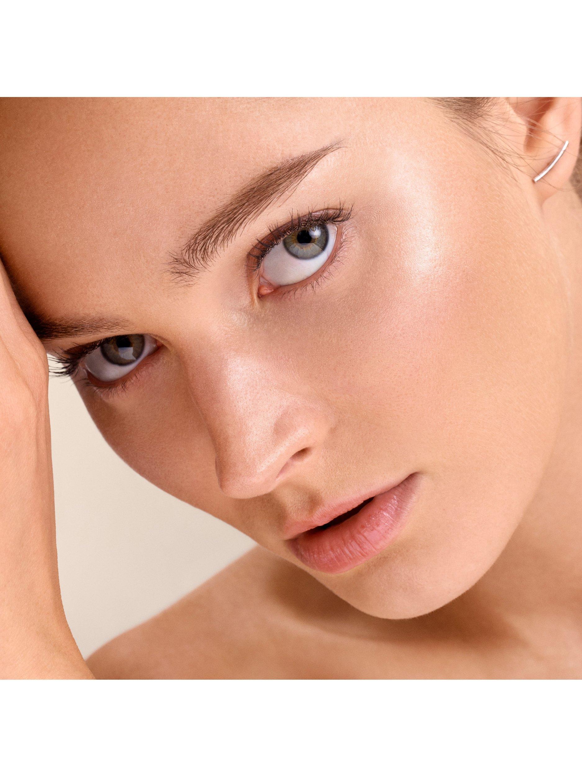 Product image 4 of 5, which shows La Prairie Platinum Rare Haute-Rejuvenation Eye Elixir, 15ml