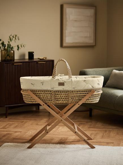 The Little Green Sheep Qulited Moses Basket, Leaves, Leaves