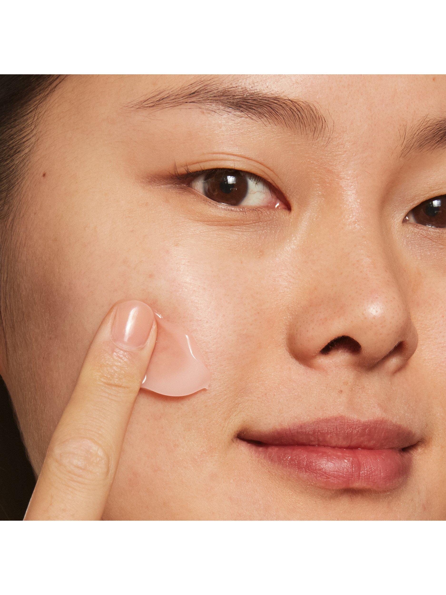 Product image 3 of 6, which shows Clinique Moisture Surge 100H Auto-Replenising Hydrator, 75ml