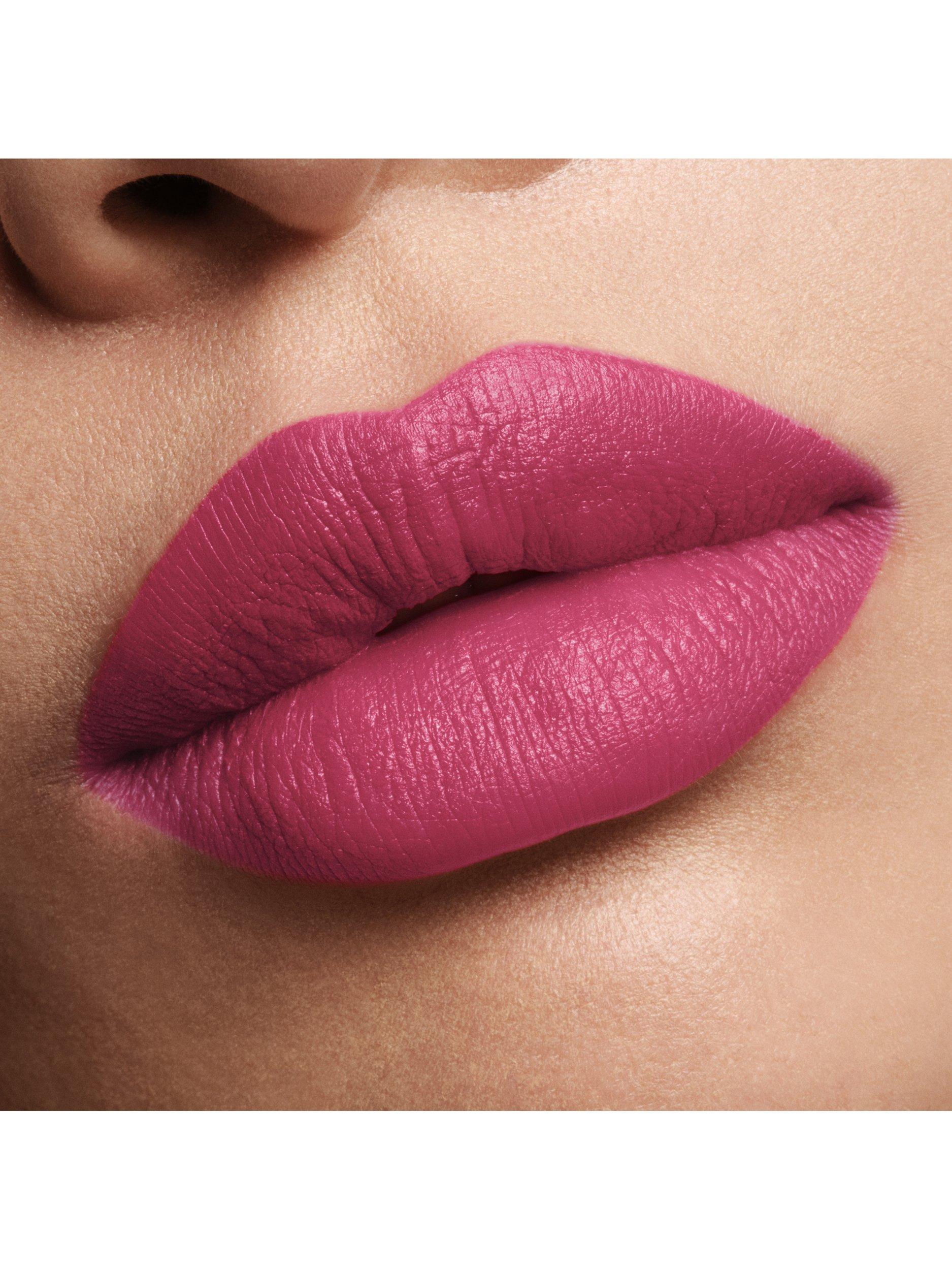 Product image 3 of 6, which shows TOM FORD Fabulous Lip Colour, F6 Berry