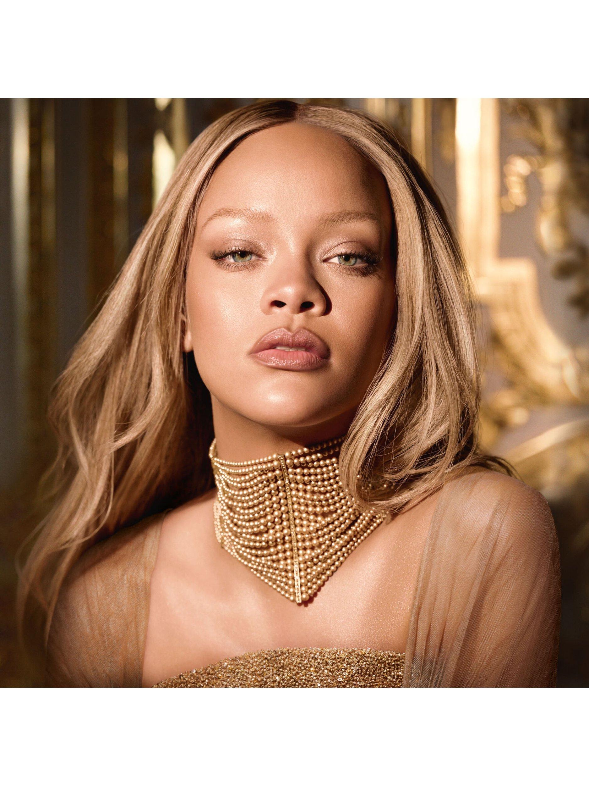 Product image 6 of 6, which shows DIOR J’adior Solid Perfume, J’adore l’Or, 3.2g