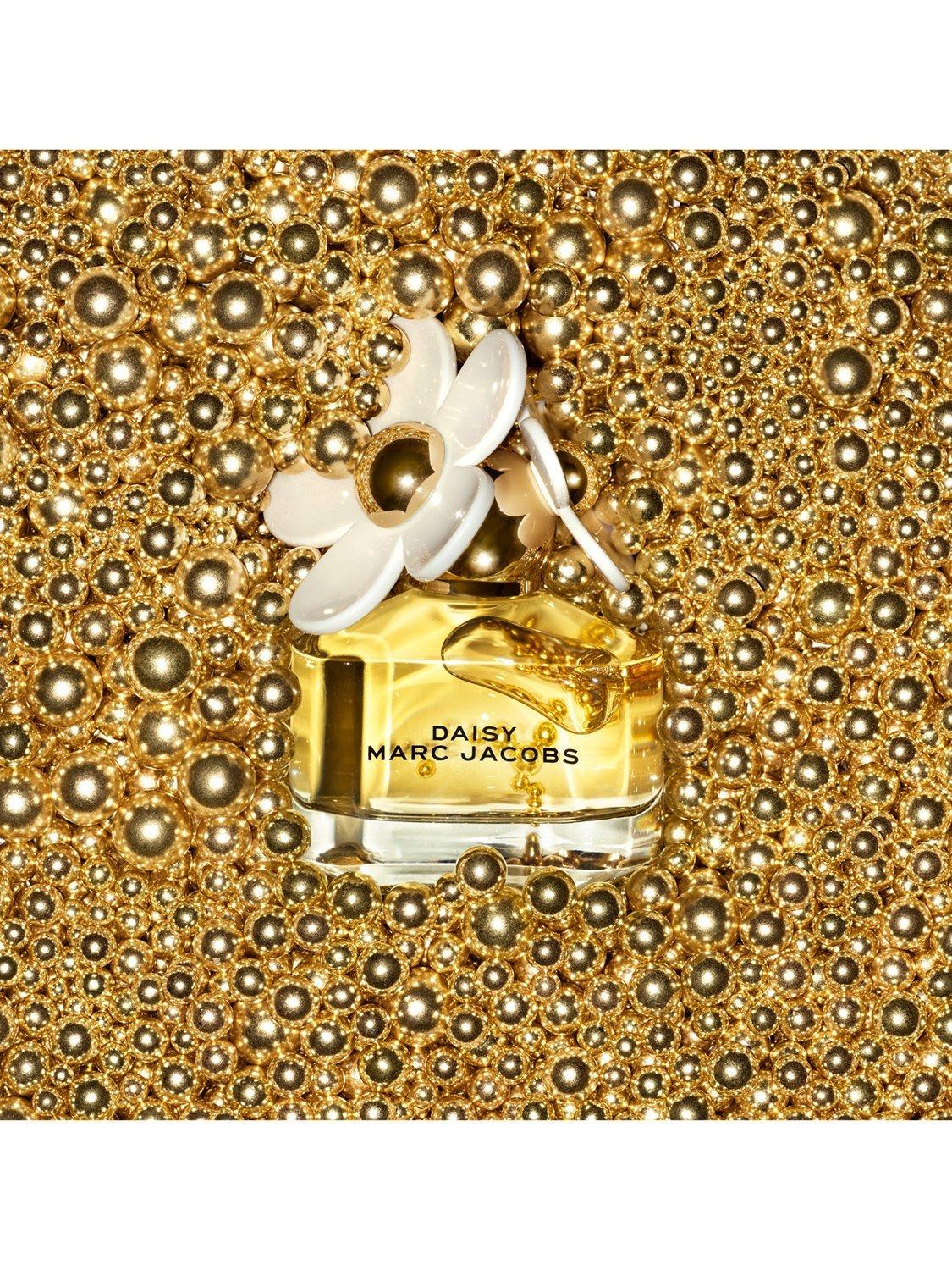 Product image 6 of 8, which shows Marc Jacobs Daisy Eau de Toilette 100ml Fragrance Gift Set