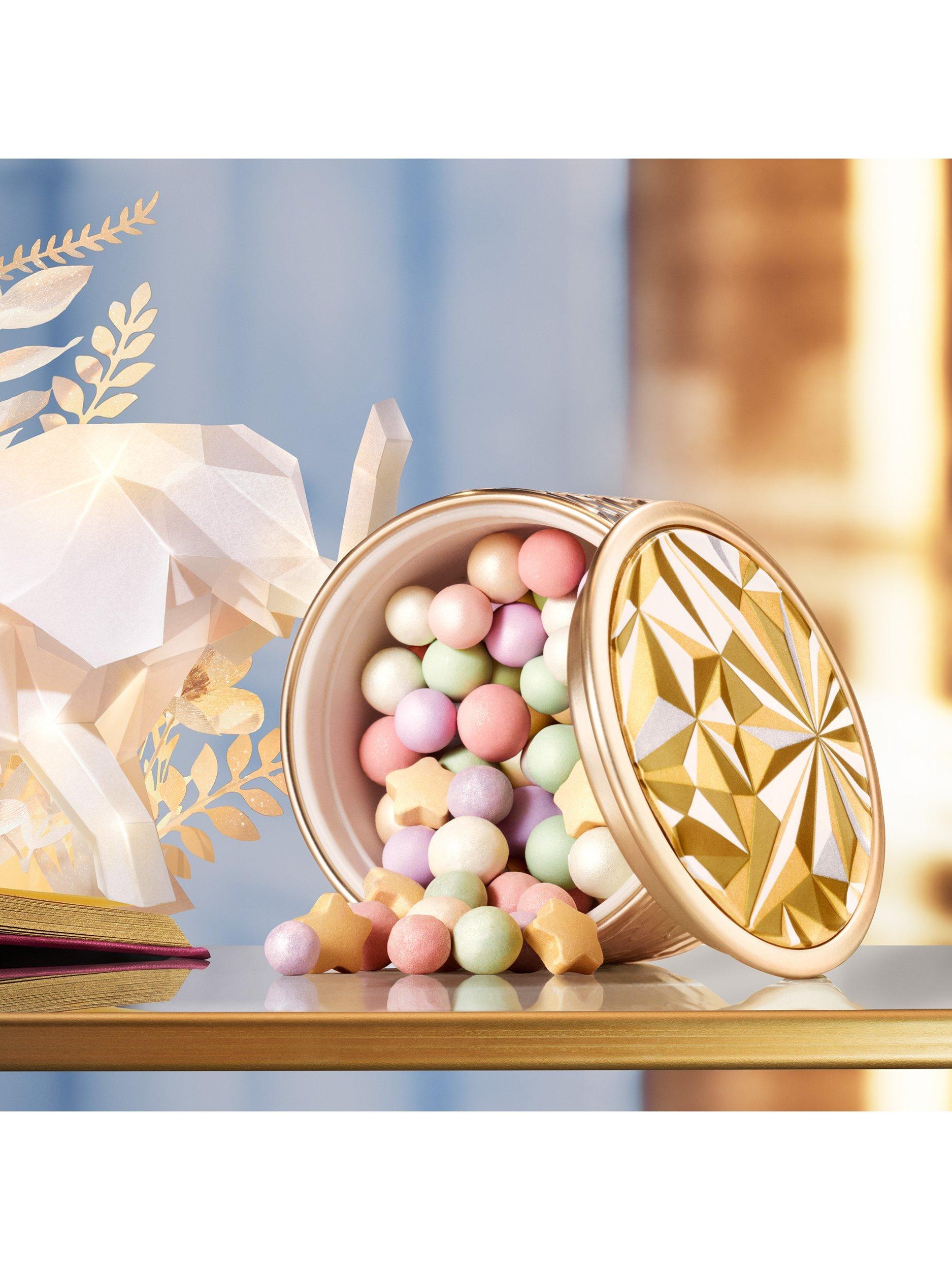 新品未使用！Guerlain Météorites Voyage セット Guerlain Météorites Light-Revealing Pearls of Powder Holiday