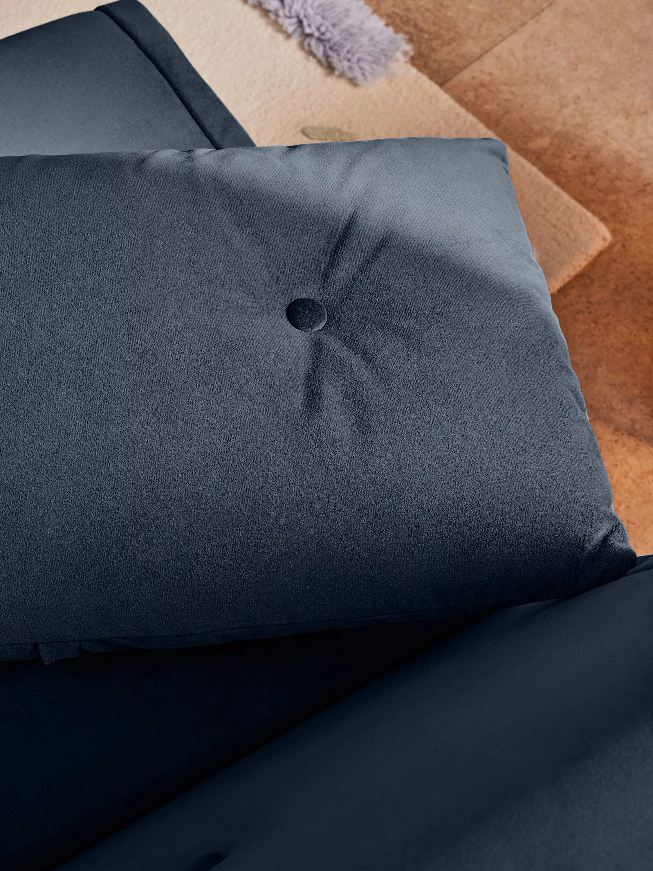 Carousel image, index 4