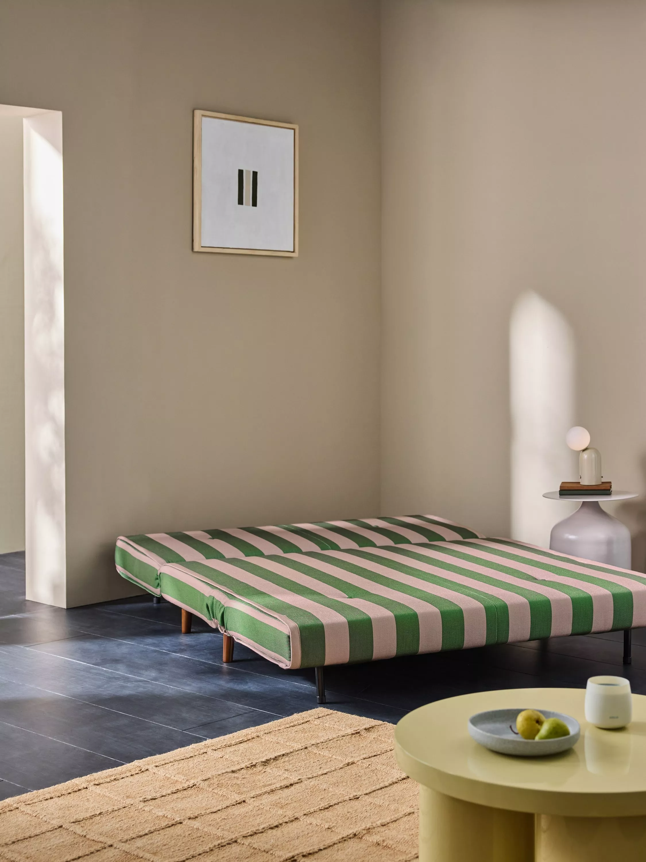 Carousel image, index 3