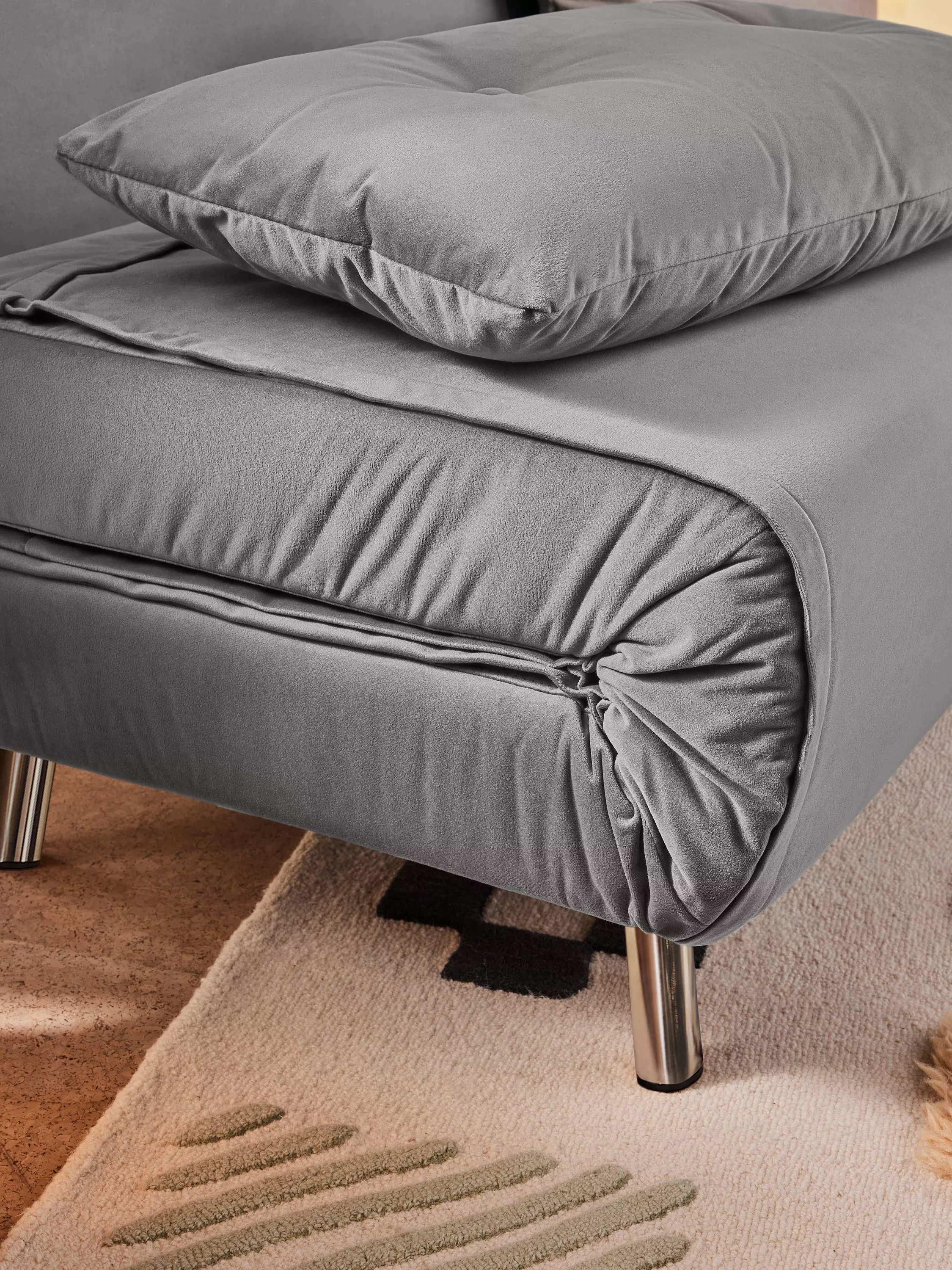 Carousel image, index 3