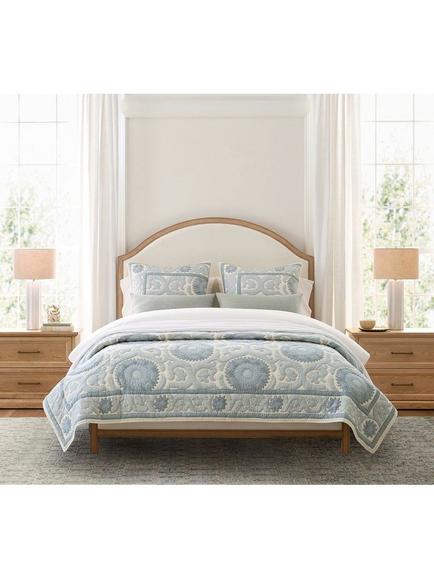 Pottery Barn Alanya Suzani Kingsize Quilted Bedspread, Blue/Multi, Blue Multi
