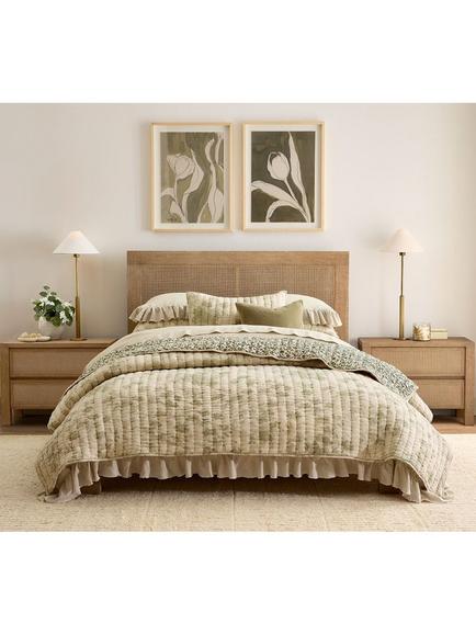 Pottery Barn Floral Cloud Reversible Kingsize Quilted Bedspread, Green/Multi, Green Multi