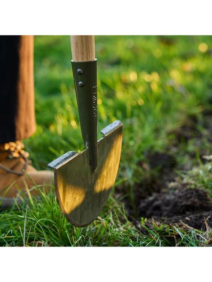 Burgon & Ball BoronGreen RHS Lawn Edger, Green - view 2, Green