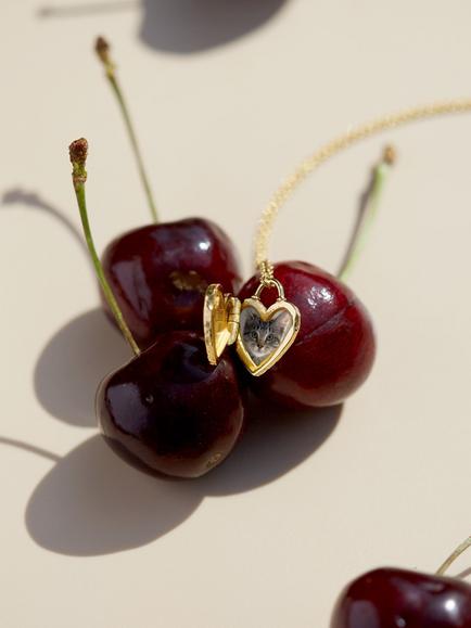 Ottoman Hands Heart Locket Necklace, Gold - view 2, Gold