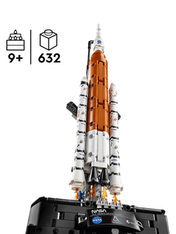 LEGO Technic 42221 NASA Artemis Space Launch System Rocket - view 2, Multi