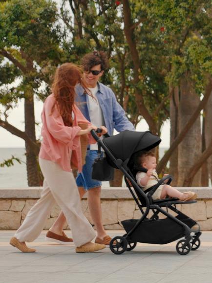 Silver Cross Nia Compact Travel Stroller - view 2, Onyx
