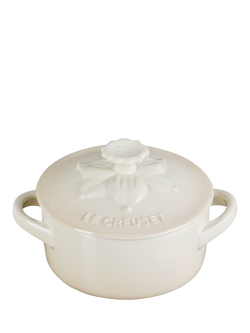 Le Creuset Stoneware Jardin Petite Round Casserole - view 2, Meringue