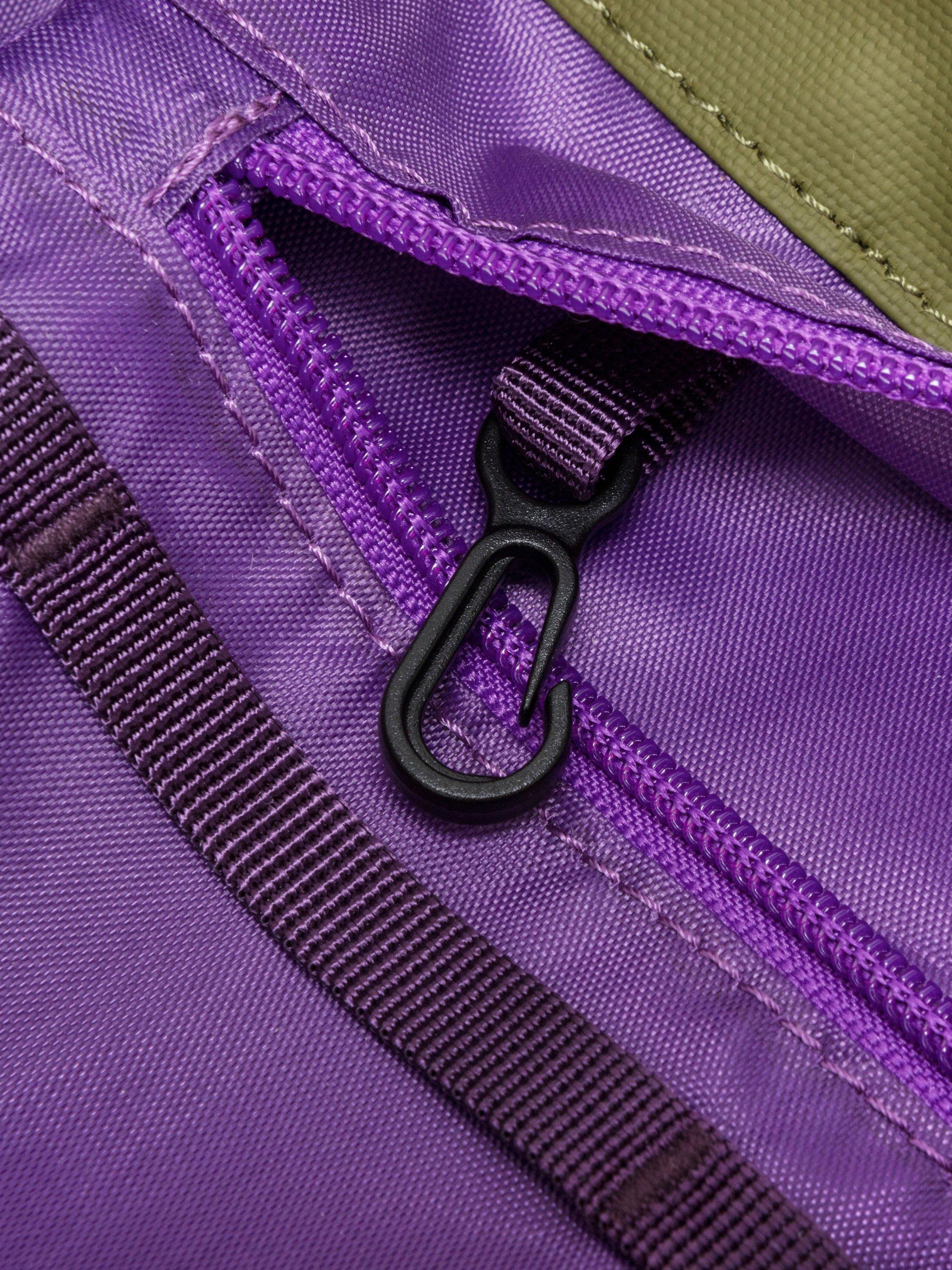 Product image 7 of 8, which shows ELLIKER Lammer Tote Bag, 18L, Khaki