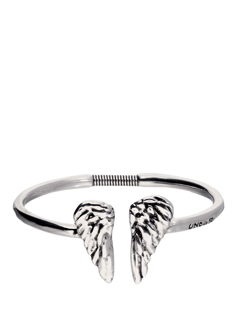 Product image 1 of 3, which shows UNOde50 Ser Invencible Textured Wing Bracelet, Silver