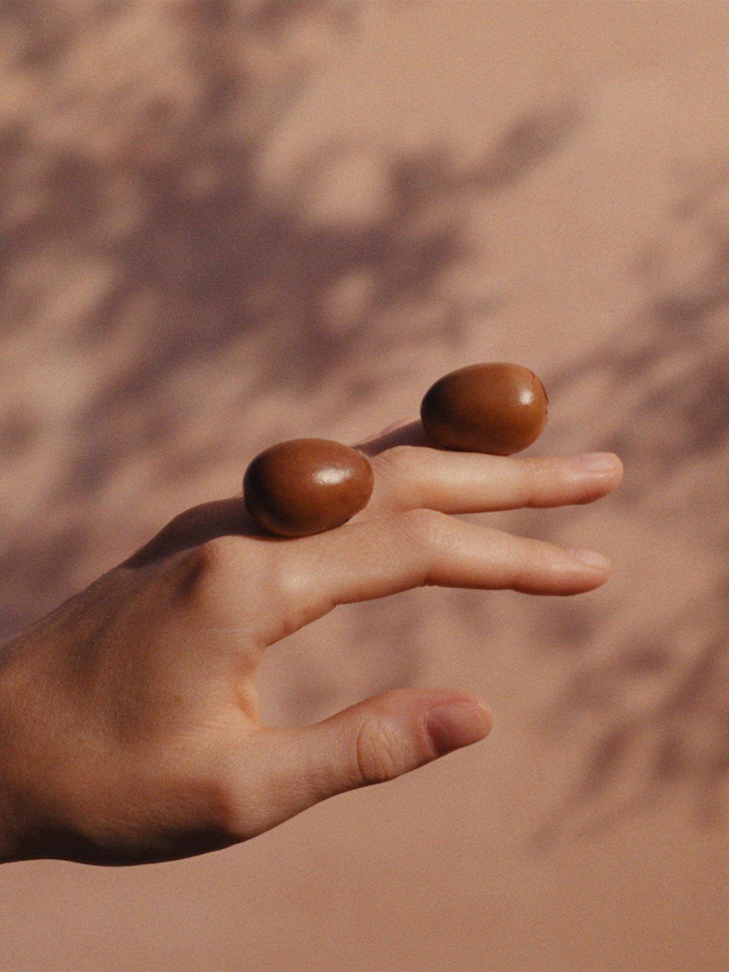 Product image 3 of 5, which shows L'OCCITANE Shea (Karité) Shower Cream, 250ml