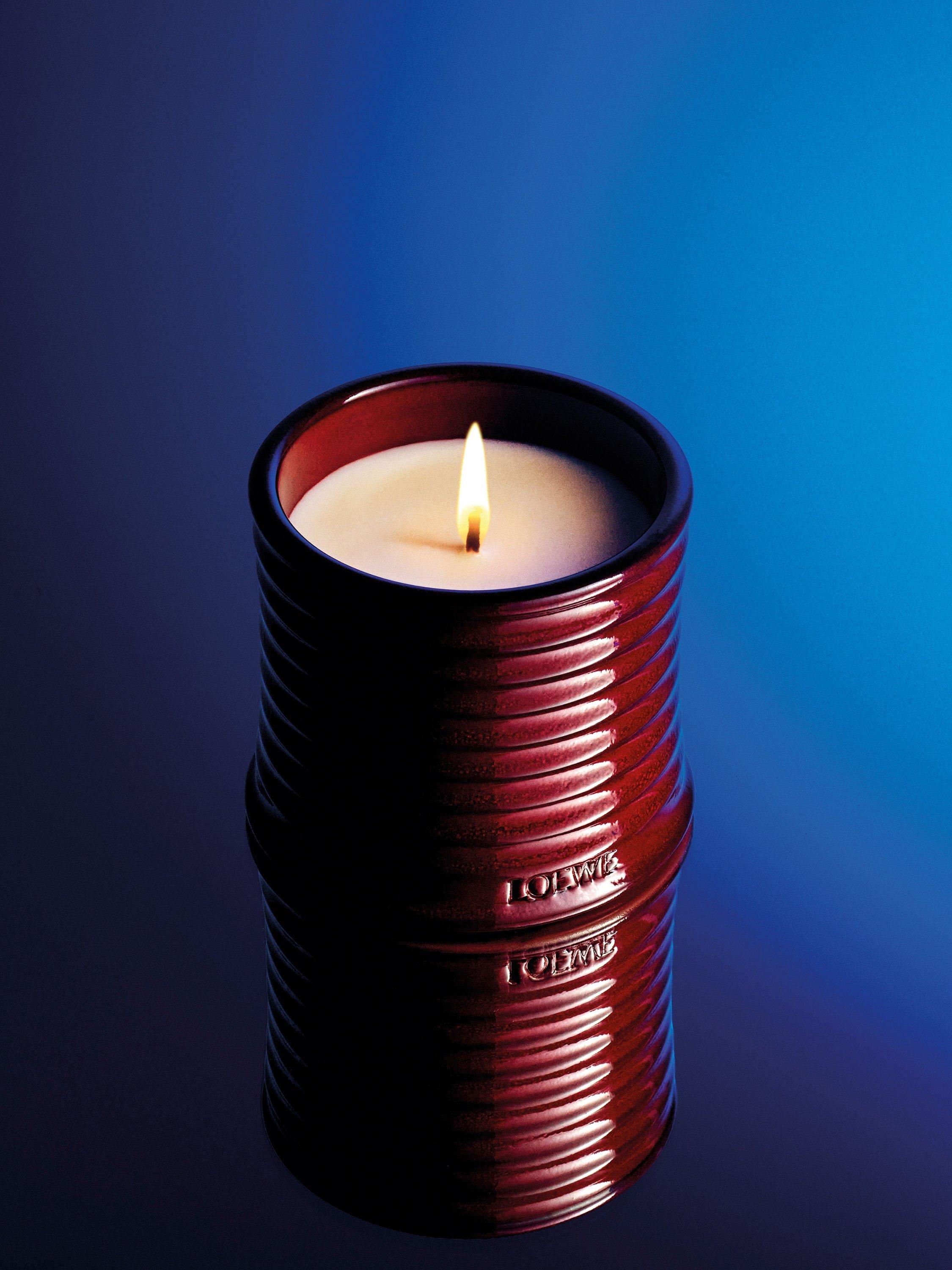 キャンドル LOEWE Scented Candle Sweet Almond 280g LOEWE Sweet Almond Midi Scented Candle, 280g