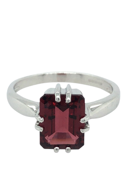 Pre-loved 9ct White Gold Emerald-Cut Garnet Claw-Set Ring, Dated Birmingham 2005, N, White Gold