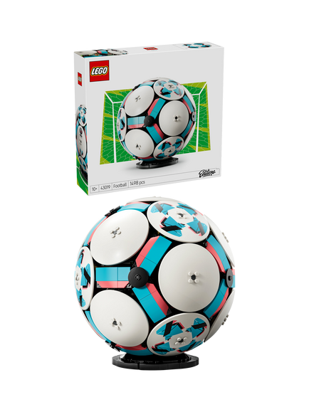 LEGO Editions 43019 Football 3D Display Model Building Kit, Multi