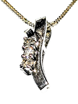 Pre-loved 9ct White Gold Curb Chain Diamond Pendant Necklace, White Gold