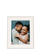 Aura Frames Aspen Digital Photo Frame, 12”