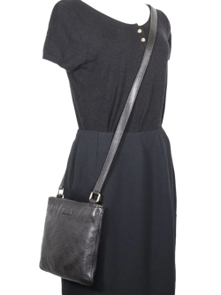 Pre-loved GUCCI GG Leather Crossbody Bag, Black - view 2, Black