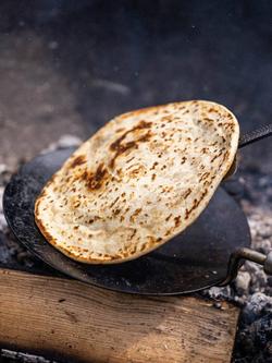 Kadai BBQ Chapati Pan with Mango Wood Handle, 26cm - view 2, Black