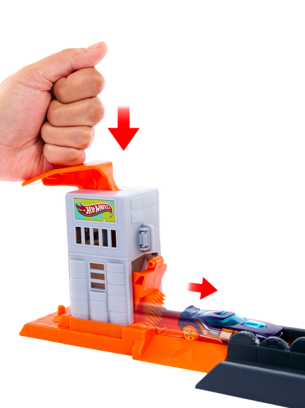 Hot Wheels City Gorilla Slam Attack Playset - view 2, Multi
