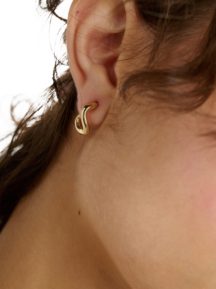 TUTTI Waved Hoop Earrings, Gold - view 2, Gold