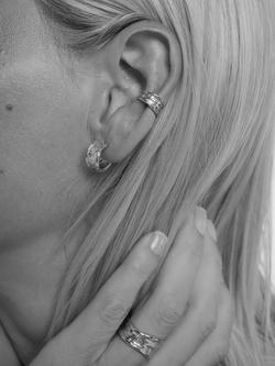 TUTTI Small Hoop Earrings - view 2, Silver