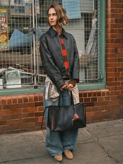 Radley The Connaught Leather Large Shoulder Bag, Black - view 2, Black