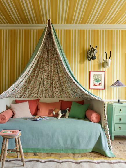 Liberty London Obi Stripe Wallpaper - view 2, Fennel