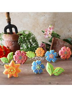 Biscuiteers Flowers Hand-Iced Biscuits Gift Tin, 90g - view 2, Multi