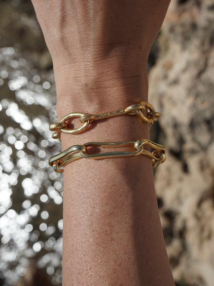 Shyla Matera Interlock Bracelet, Gold - view 2, Gold