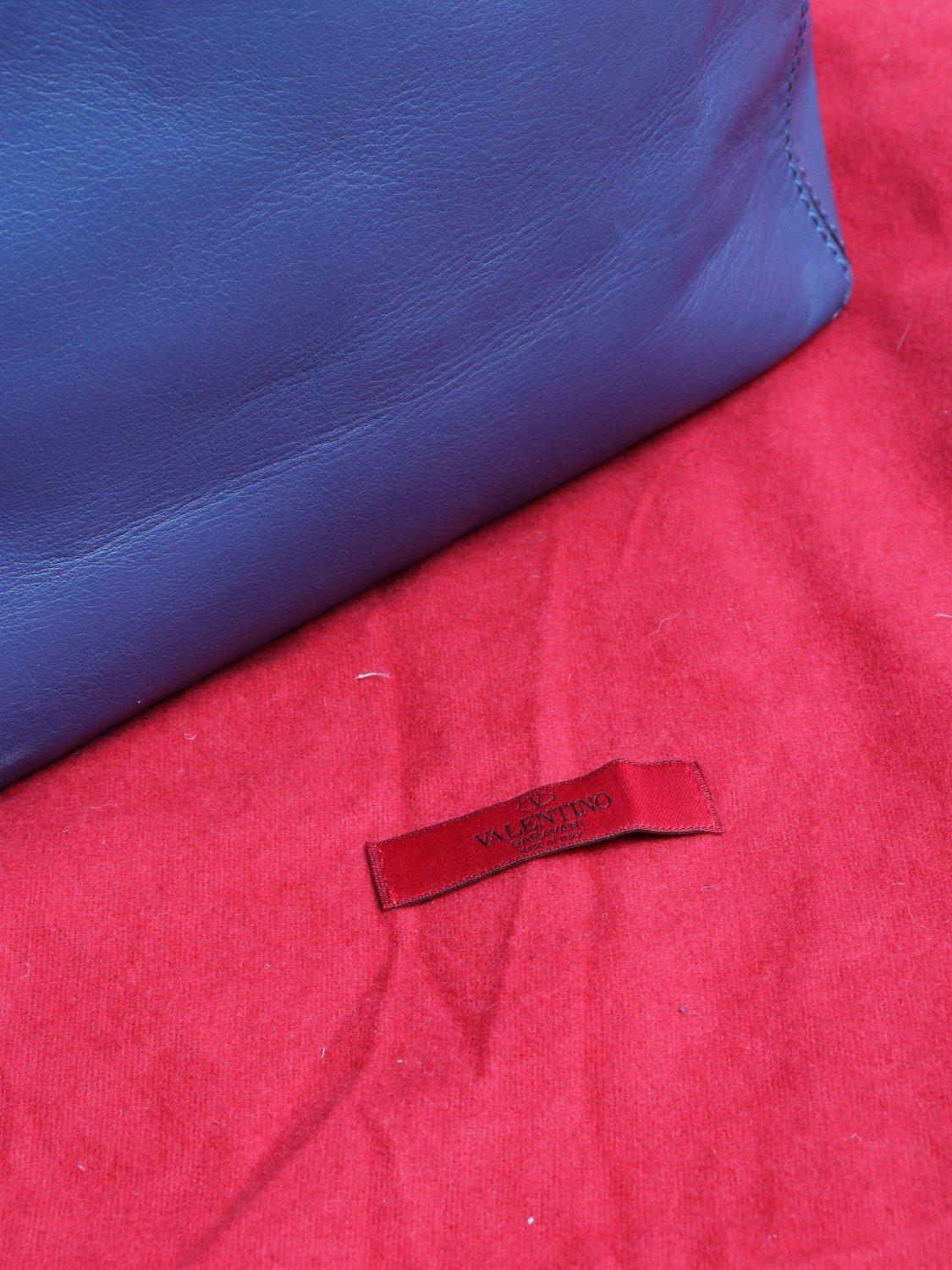 Product image 4 of 4, which shows Pre-loved Valentino Rockstud Tote Bag, Blue