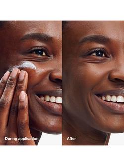 Clinique UV Solutions Mattifying Sunscreen SPF 50, 40ml - view 2, 