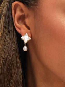 Jon Richard Mother-of-Pearl Clover Earrings, Gold - view 2, Gold