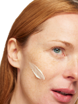 Skin Rocks Retinoid 1 Vitamin A Face Serum, 30ml - view 2, Clear