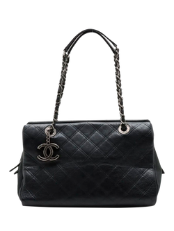 Pre-loved CHANEL 2013 Lambskin Chain Bag, Black, Black