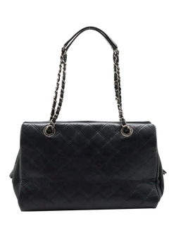 Pre-loved CHANEL 2013 Lambskin Chain Bag, Black - view 2, Black