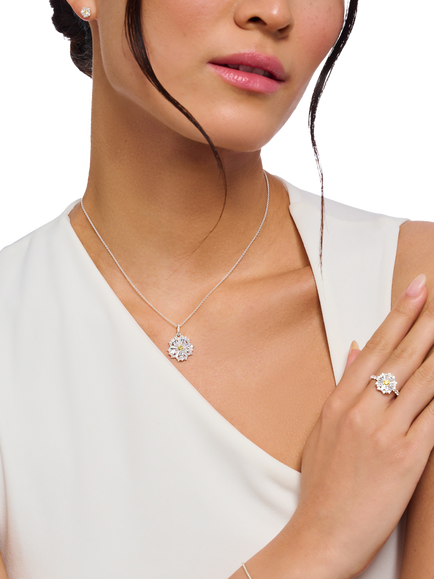 THOMAS SABO Lovely Daisy Zirconia Pendant Necklace, Silver - view 2, Silver
