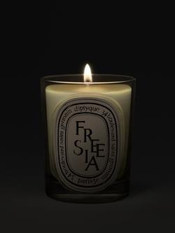 Diptyque Freesia Classic Scented Candle, 190g - view 2, 