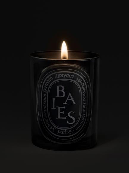 Diptyque Baies Medium Scented Candle, 300g - view 2, 